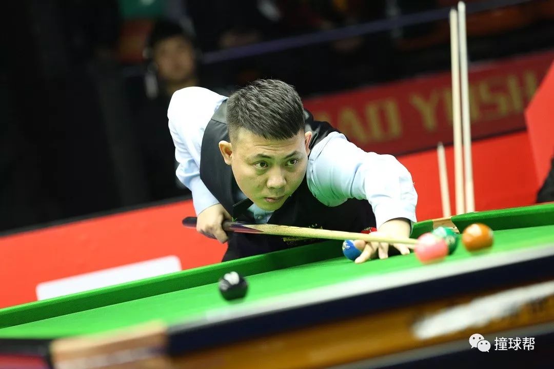 在攻防两端 在攻防两端