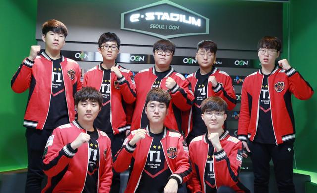 不再像当初 不再像当初